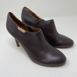 Coach Women's Seneca Heeled Ankle Booties Side Zip Brown Leather Size 7.5 B